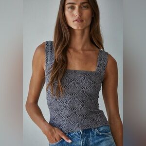 #100 Love Note Seamless Tank - Black